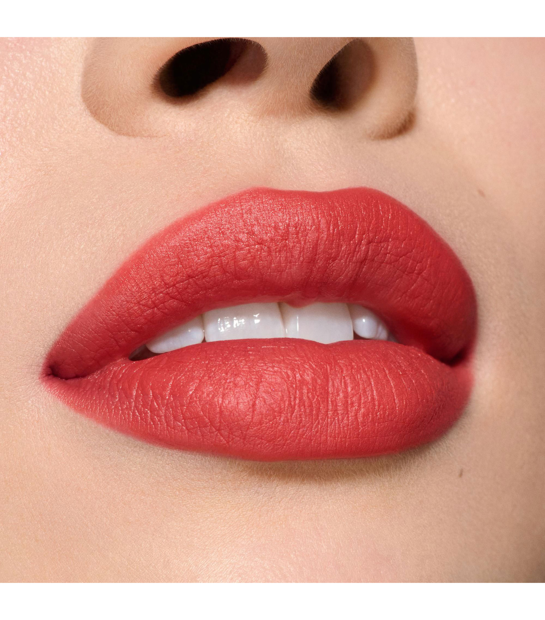 Lápiz labial Silky Matte, 3.5 g